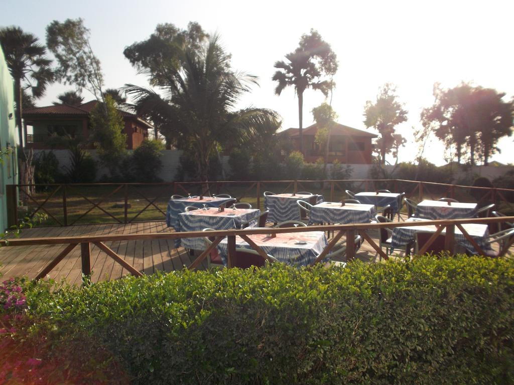 Golden Beach Hotel Serrekunda Dış mekan fotoğraf