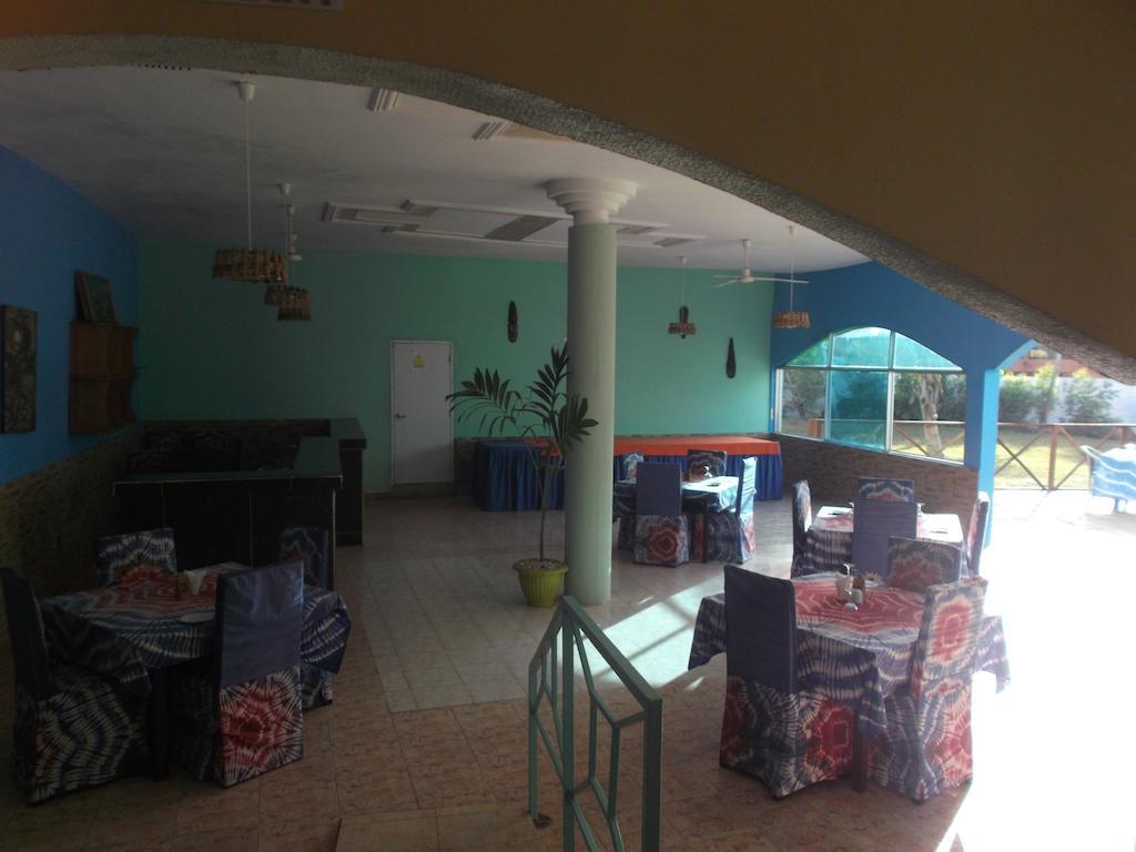 Golden Beach Hotel Serrekunda Dış mekan fotoğraf