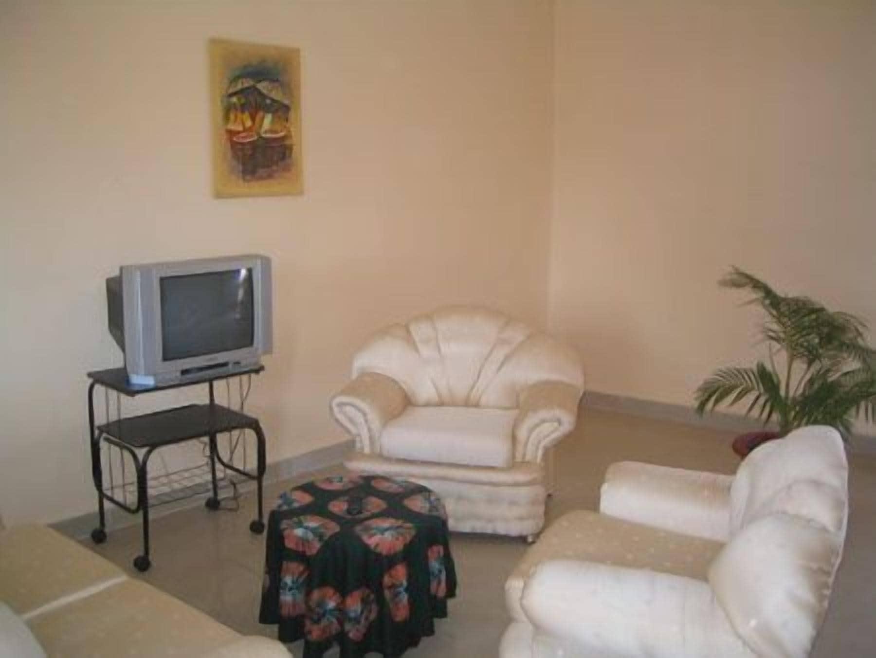 Golden Beach Hotel Serrekunda Dış mekan fotoğraf