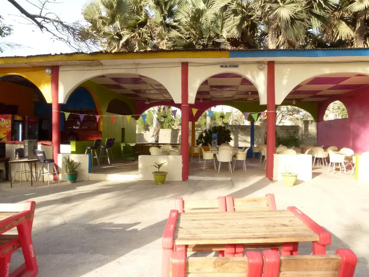 Golden Beach Hotel Serrekunda Oda fotoğraf